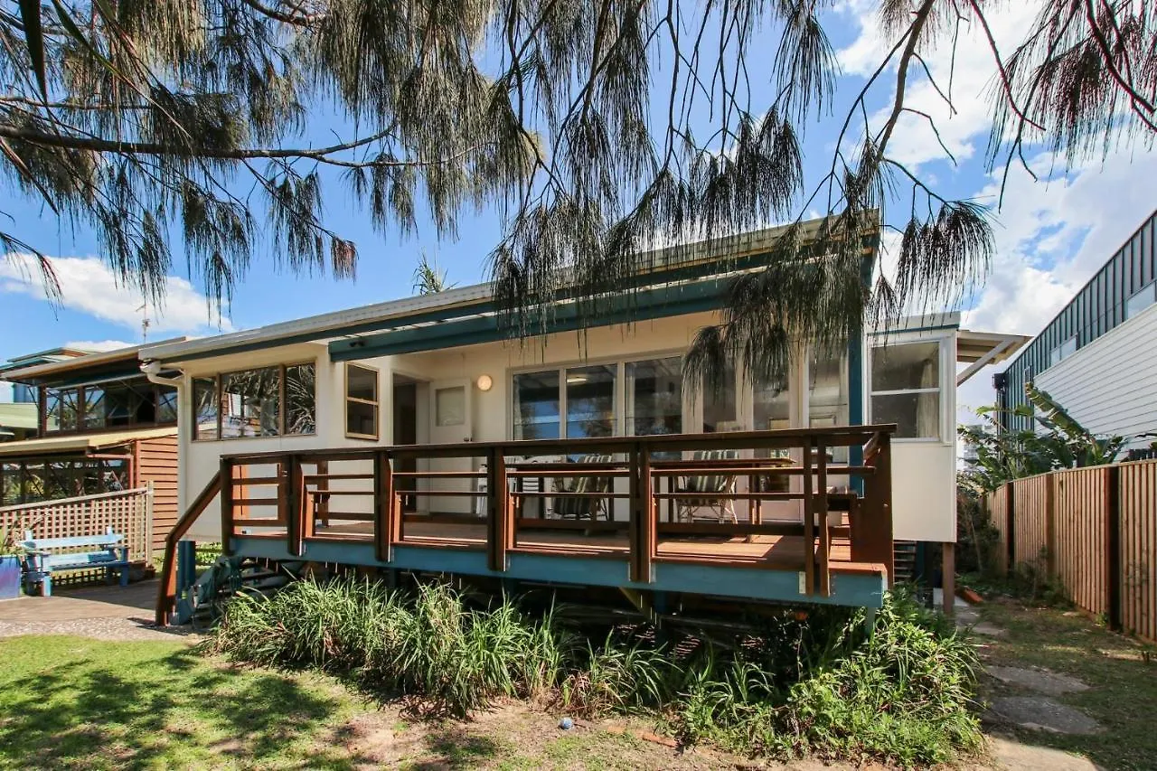 Watson Street 21, Currimundi Villa Kawana Waters