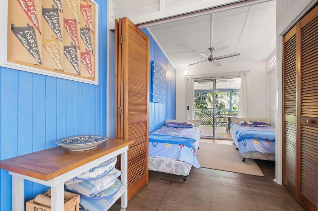 Watson Street 21, Currimundi Villa Kawana Waters Tatil Evi